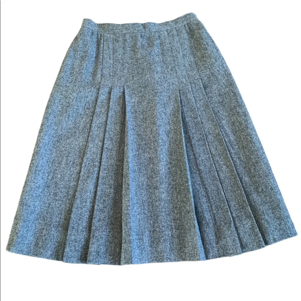 Womens Vintage Union Made Gray Wool Skirt by The Villager - Picture 7 of 10